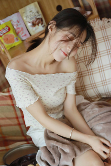 男生女生一起差差差带痛声电影